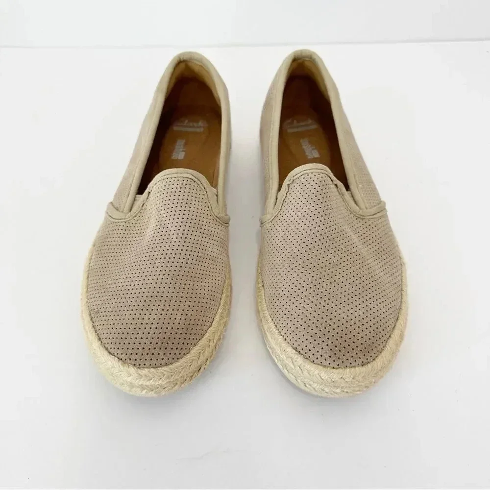 CLARKS Slip On Taupe Gray Espadrille‎ Perforated Casual Flats Size 6